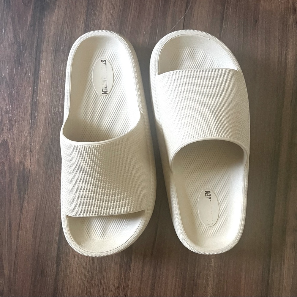 Steve Madden Scuba Slide Sandals Nude 6